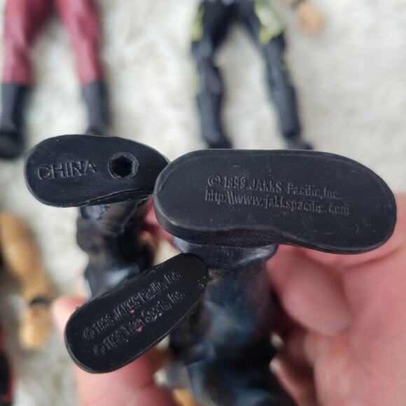 Vintage Jakks Pacific 1990’s WWF WWE WCW Wrestling Action Figures Lot of 9 - Picture 7 of 7